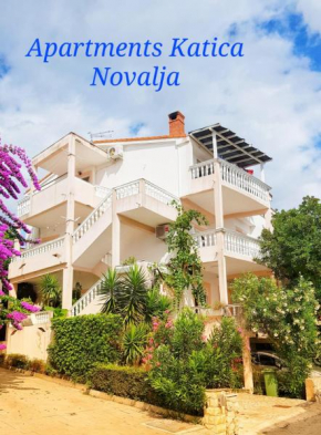  Apartmants Katica  Новалья